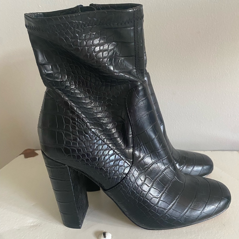 Spring Vegan Leather Booties - Picture 2 of 3